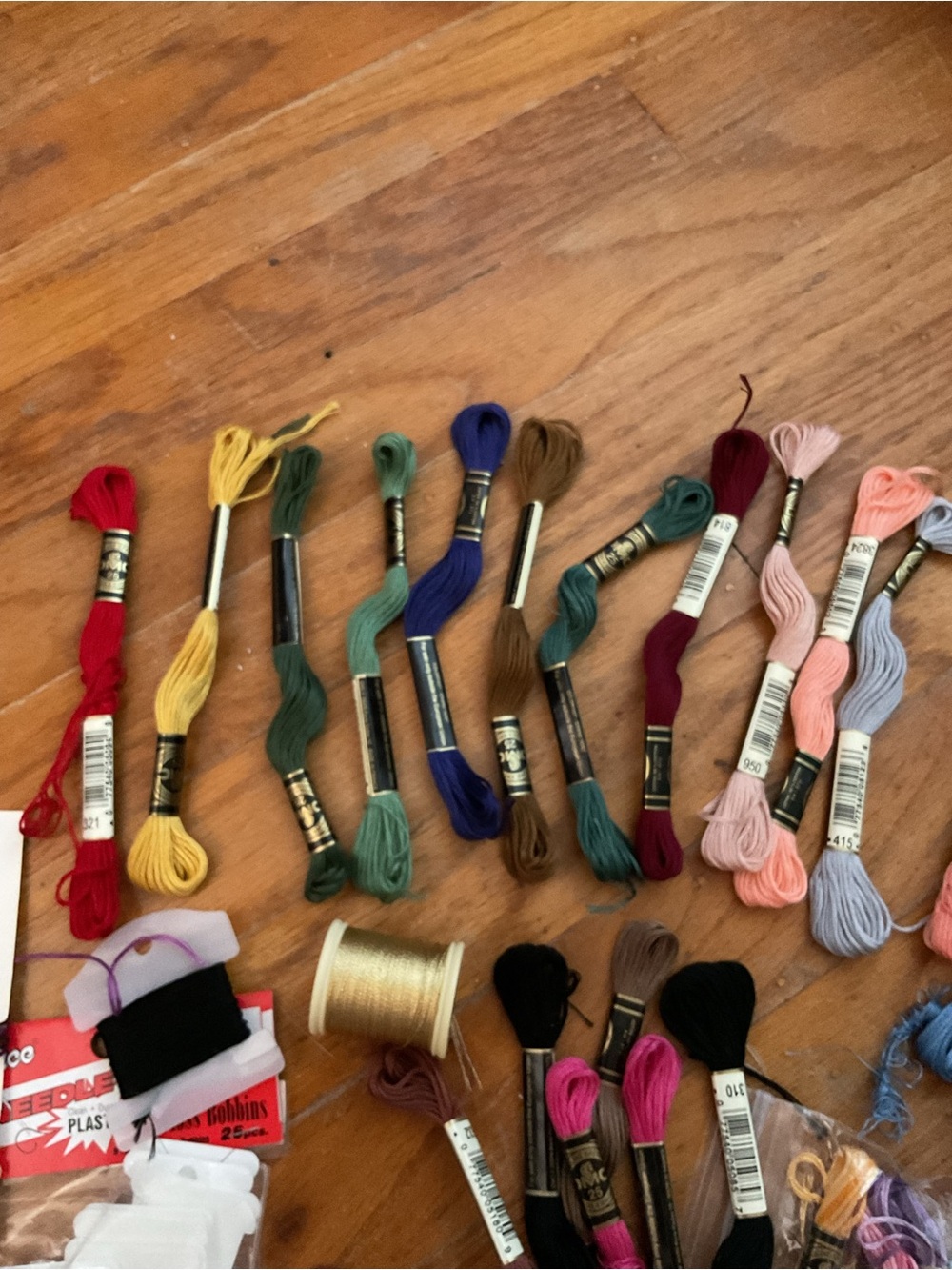 Assorted Large Thread Bunch- Multicolor - Picture 2 of 6